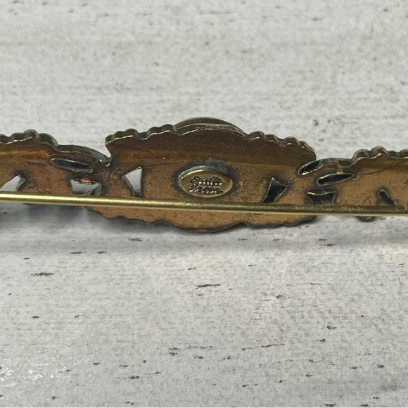 SADIE GREEN Vintage Brass Tone Filigree Cabochon Brooch Pin - Picture 4 of 5